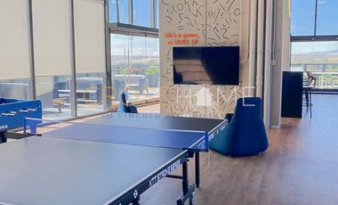 Venta de oficina con espacios inteligentes frente Antea