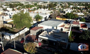Bodega con Departamento en Zona Sur de Guadalajara Bugambilias