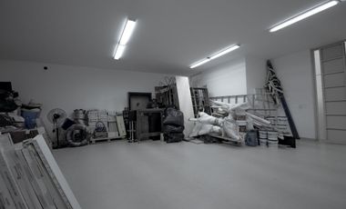 Bodega con Departamento en Zona Sur de Guadalajara Bugambilias