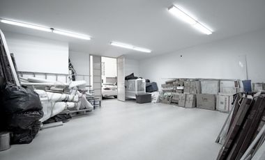Bodega con Departamento en Zona Sur de Guadalajara Bugambilias