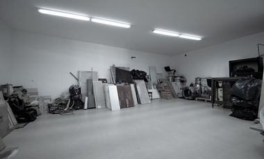 Bodega con Departamento en Zona Sur de Guadalajara Bugambilias