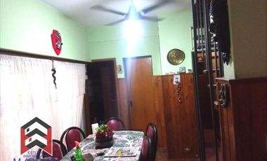Casa MULTIFAMILIAR c/ Cochera - OPORTUNIDAD -