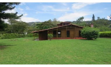 Vendo Preciosa cabaña en CALIMA, en conjunto cerrado.