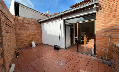 casa en venta en la riviera. Cod V2490
