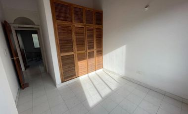 casa en venta en la riviera. Cod V2490