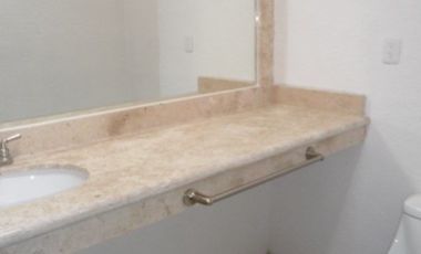 1 nivel a espaldas de Walmart