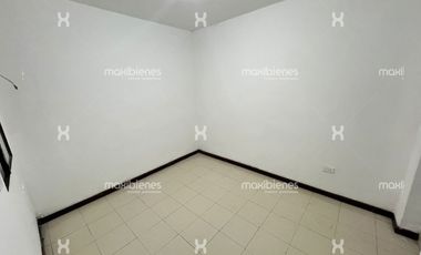 casa en arriendo en  gran avenida. Cod A67677