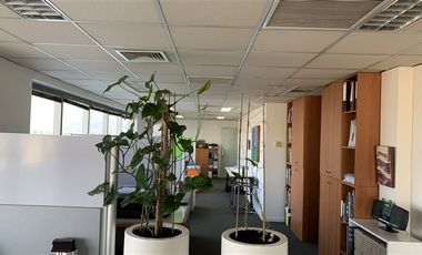 Oficina en Arriendo en MODERNA OFICINA*VITACURA LUIS PASTEUR*