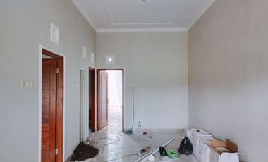 RUMAH MURAH DI MAGUWOHARJO DEKAT PASAR STAN