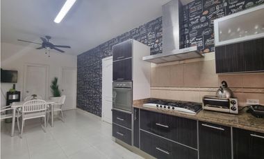 Venta casa Altos de Panamá, Fuentes del Fresno