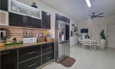 Venta casa Altos de Panamá, Fuentes del Fresno