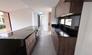 casa en arriendo en fagua. Cod A24