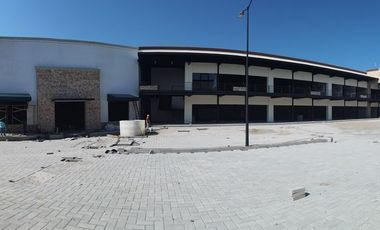 Se vende local en Coatepec en Plaza Comercial