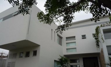 Samborondon casa en venta en Laguna del sol de estreno,  Casa Bioclimatica Exclusiva