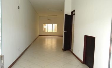 local en arriendo en el limonar. Cod A76997
