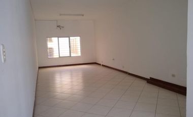 local en arriendo en el limonar. Cod A76997