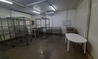 bodega en venta en palmaceca. Cod V102070