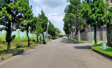 sewa rumah murah mewah Setra Duta Bandung dekat universitas
