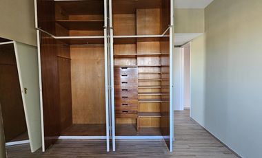 VENTA DEPARTAMENTO 3 AMBIENTES CON DEPENDENCIA RECICLADO COCHERA BAULERA PISO ALTO BELGRANO R