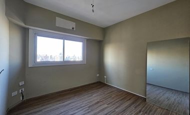 VENTA DEPARTAMENTO 3 AMBIENTES CON DEPENDENCIA RECICLADO COCHERA BAULERA PISO ALTO BELGRANO R