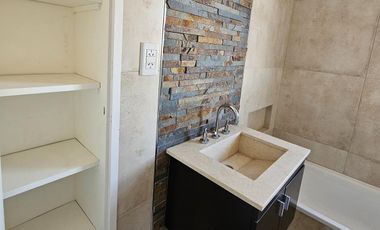 VENTA DEPARTAMENTO 3 AMBIENTES CON DEPENDENCIA RECICLADO COCHERA BAULERA PISO ALTO BELGRANO R