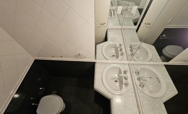 VENTA DEPARTAMENTO 3 AMBIENTES CON DEPENDENCIA RECICLADO COCHERA BAULERA PISO ALTO BELGRANO R