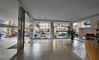 VENTA DEPARTAMENTO 3 AMBIENTES CON DEPENDENCIA RECICLADO COCHERA BAULERA PISO ALTO BELGRANO R