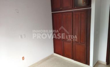 casa en arriendo en el rosal. Cod A2638
