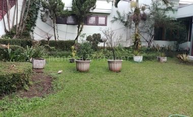 Rumah sewa lokasi strategis sayap dago