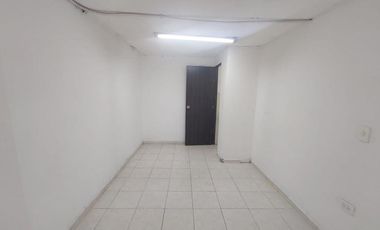 local en arriendo en la esmeralda. Cod A105451