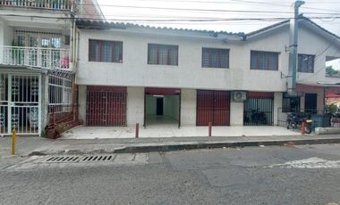 local en arriendo en la esmeralda. Cod A105451
