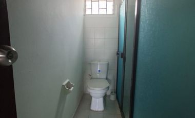 casa en arriendo en la ronda. Cod A126090