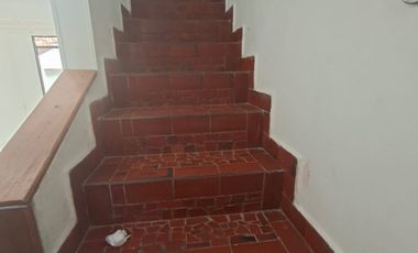 casa en arriendo en la ronda. Cod A126090