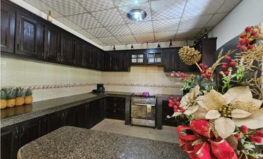 Se Vende Casa en Campestre con 10250mt2 de Terreno