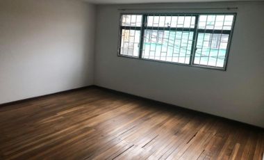 CASA en VENTA en Bogotá PARIS GAITAN