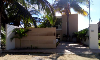 CASA EN RENTA-AMUEBLADA EN ZONA DE PLAYA EN SANTA CLARA, YUCATÁN