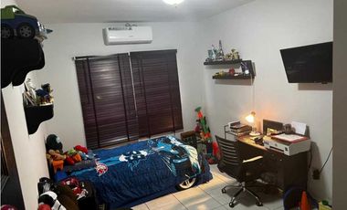 VENDO CASA EN UNA EXCELENTE URBANIZACION DAVID