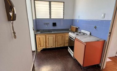 Venta Departamento dos 2 habitaciones boulevard galvez christen inmobiliaria