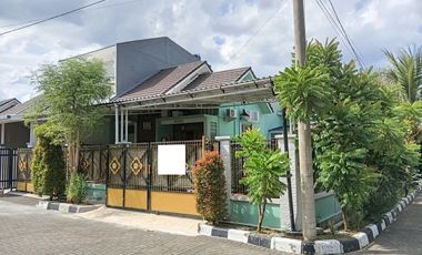 Rumah 10 Menit ke Transmart Yasmin Bogor LT 185 Hadap Selatan J-23510
