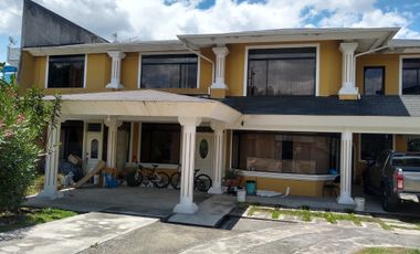 Venta casa en el valle de chillos