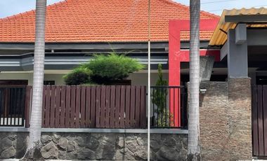 Disewa Rumah Kutisari Indah Utara, Surabaya Selatan Dekat Jemursari, Rungkut