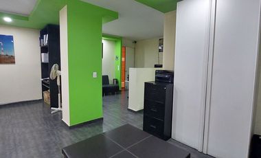 Renta de Oficina / Consultorio en Ciudad Satélite, Circuito Centro Comercial.