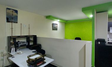 Renta de Oficina / Consultorio en Ciudad Satélite, Circuito Centro Comercial.