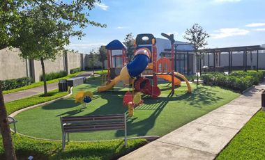Casa en venta al oriente de Saltillo Fracc. Cantabria Residencial Modelo Bari 2