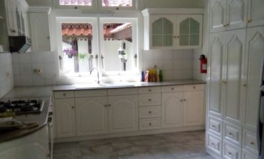 Disewakan Rumah Bagus 2 Lantai Siap Huni di Pondok Indah, Jakart Selatan