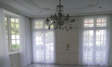 Disewakan Rumah Bagus 2 Lantai Siap Huni di Pondok Indah, Jakart Selatan