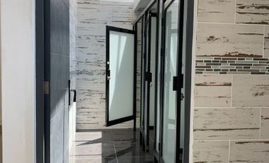 Edificio de Oficinas con Inquilino - para Inversionistas