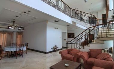 DIJUAL RUMAH ISTIMEWA dgn S.POOL di Jl METRO ALAM, PONDOK INDAH