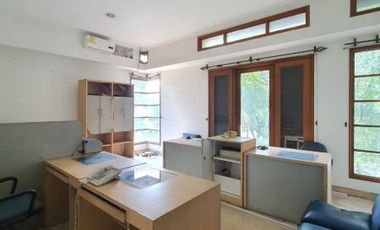 DIJUAL RUMAH ISTIMEWA dgn S.POOL di Jl METRO ALAM, PONDOK INDAH