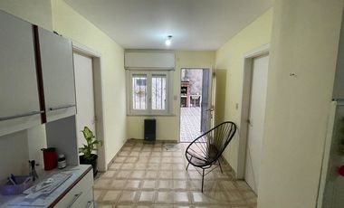 Casa en venta en Quilmes Este